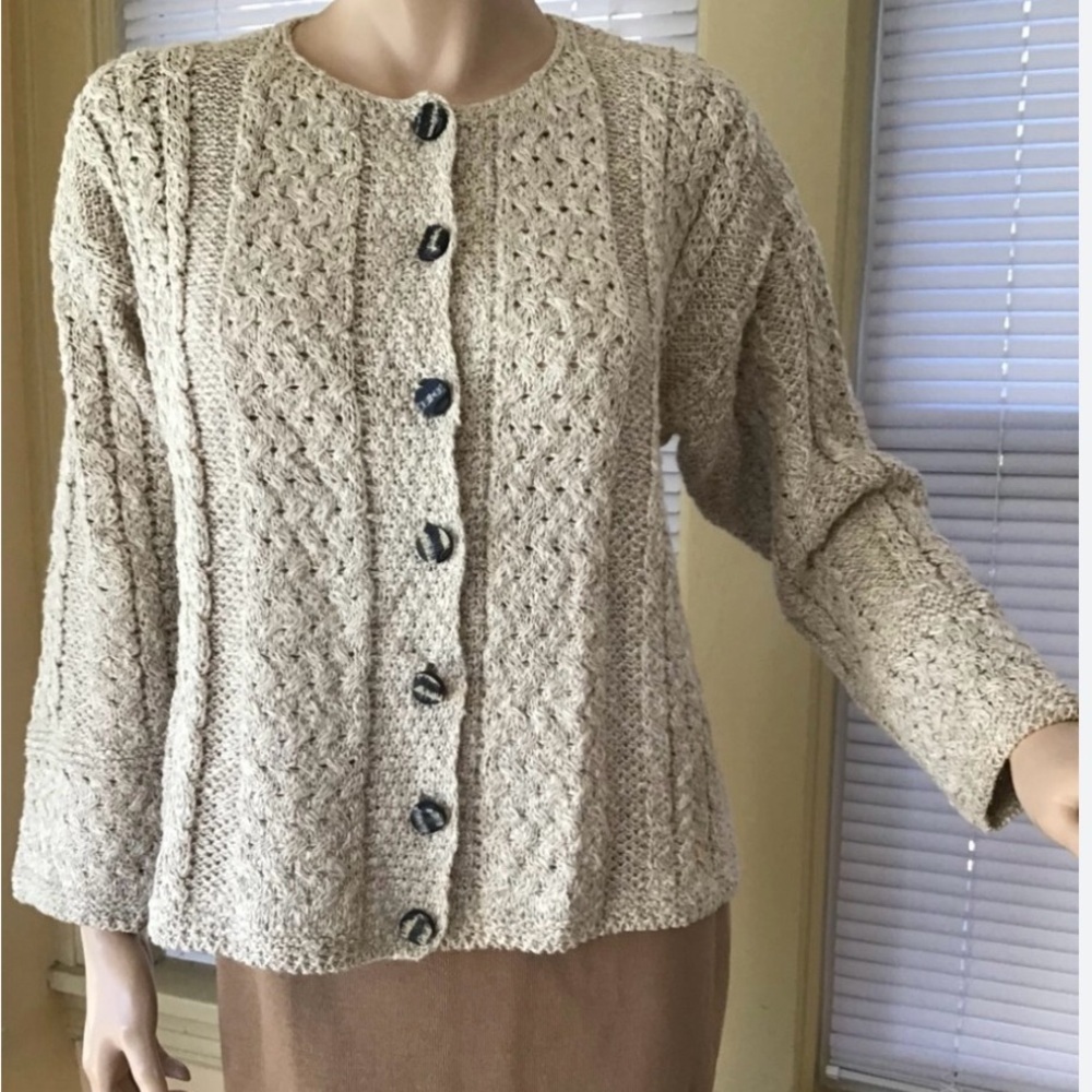 Carraig Donn Elegant Beige Knit Cardigan made in Ireland size S
